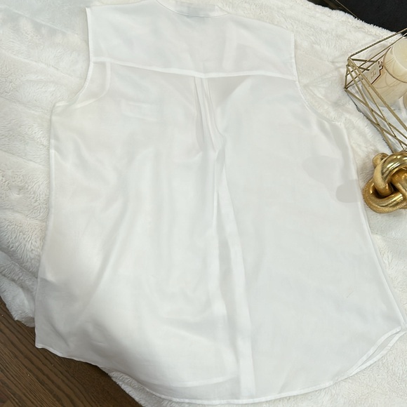 H&M White button down blouse - Picture 3 of 3